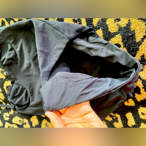 Size L black scalloped halter Marysia one piece bathing suit - Picture 5 of 8